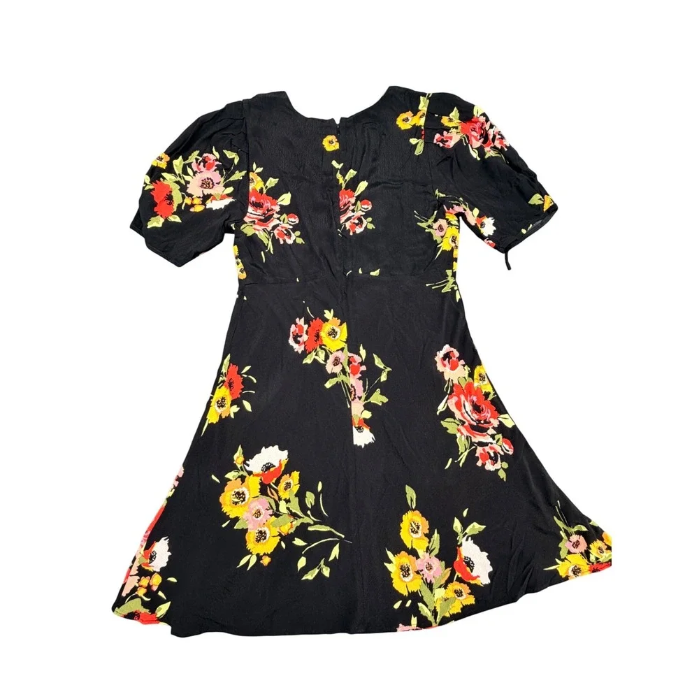 Free People Floral Mini Dress Black V-Neck Puff Sleeve Viscose‎ Size 4 OB998041